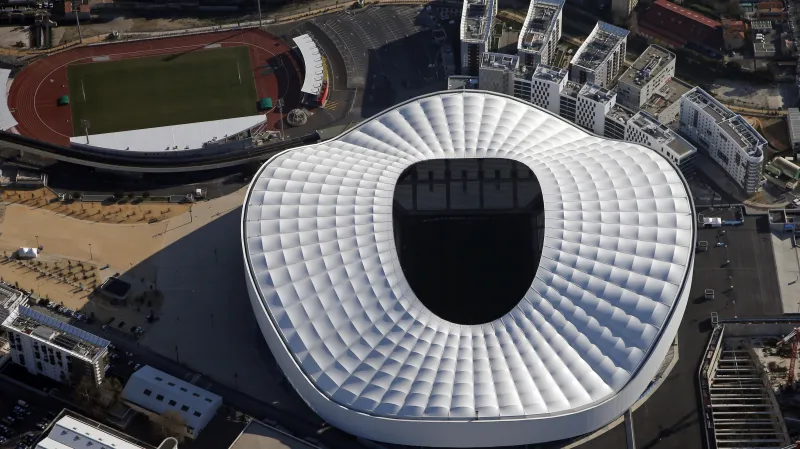 Stade Vélodrome v Marseille