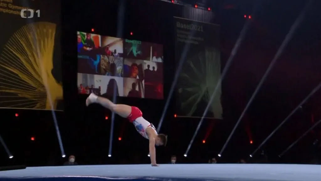 Nagornyj spadl ve finále přeskoku a pátou medaili nepřidal