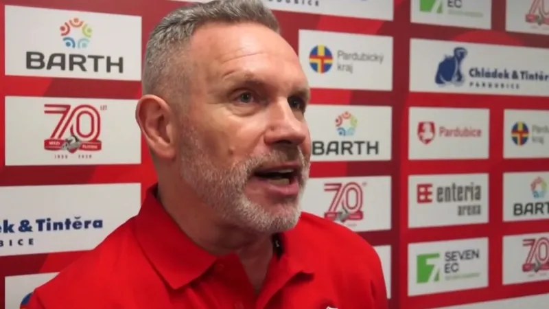 S tím rizikem do toho jdeme, říká další kouč Dynama Razým