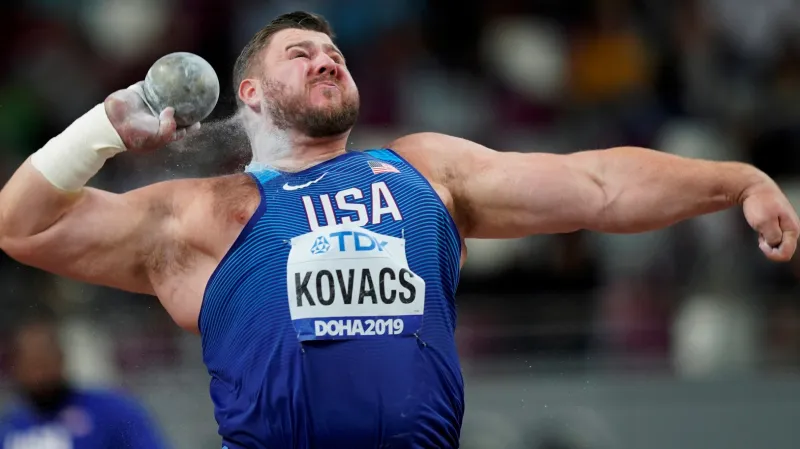 Americký koulař Joe Kovacs