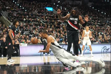 Victor Wembanyama v utkání s Portlandem