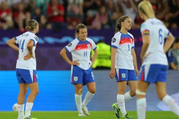 Fotbalistky Anglie po porážce s Francií