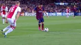 Gól v utkání Barcelona - Ajax: 4:0 - Messi dovršil hattrick (75. min.)