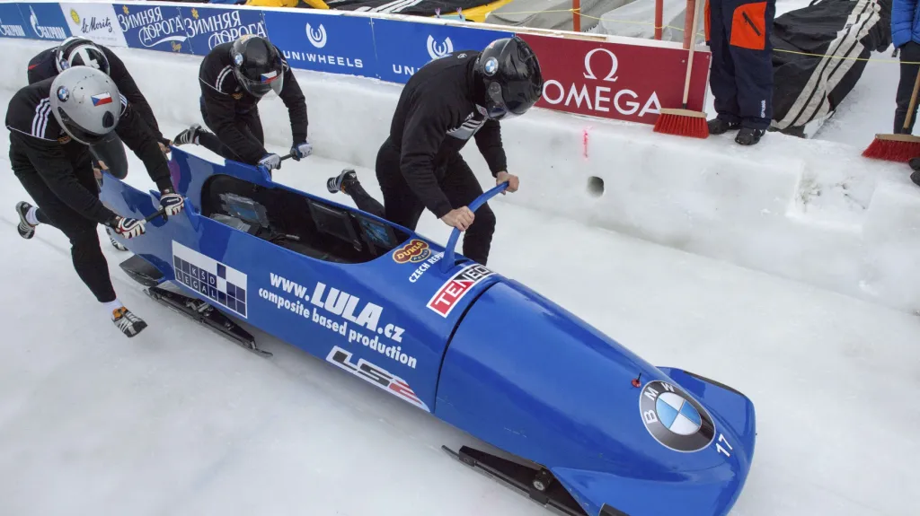 Český čtyřbob pilota Jana Vrby během tréninku