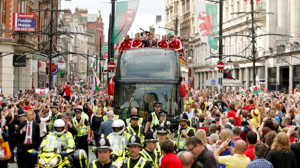 Triumfální návrat fotbalistů Walesu