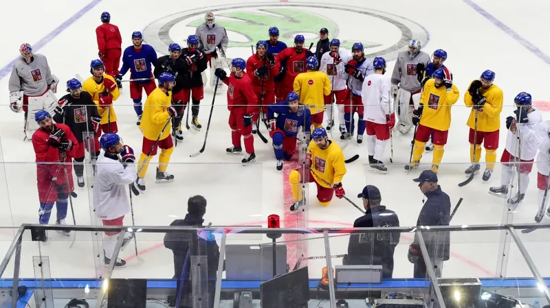 Sekáč si na MS nezahraje, Pastrňák vynechal trénink