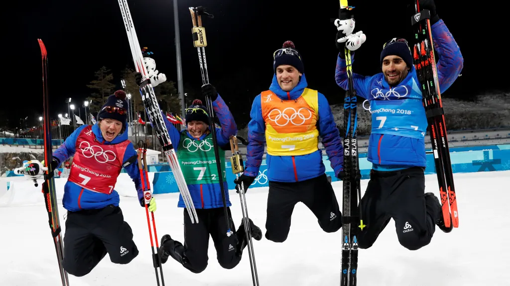 Vítězná francouzská biatlonová štafeta