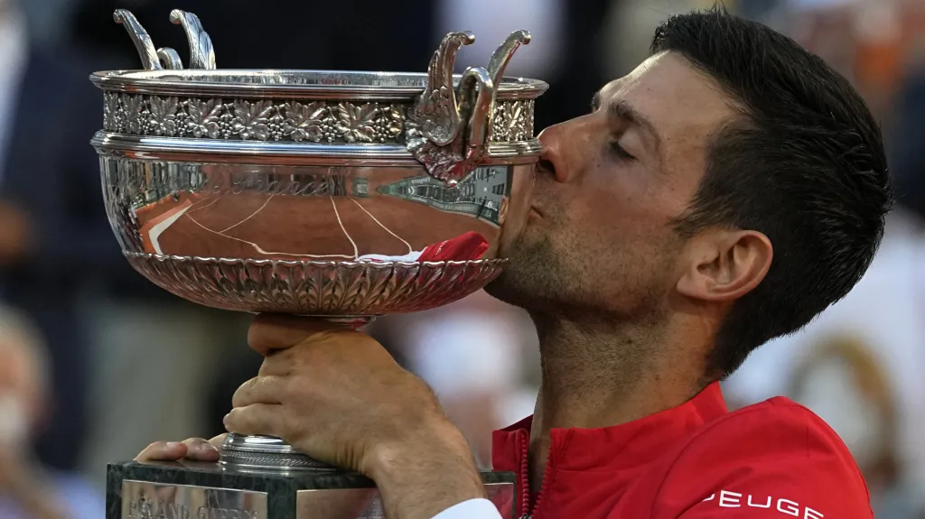 Novak Djokovič zvítězil na Roland Garros