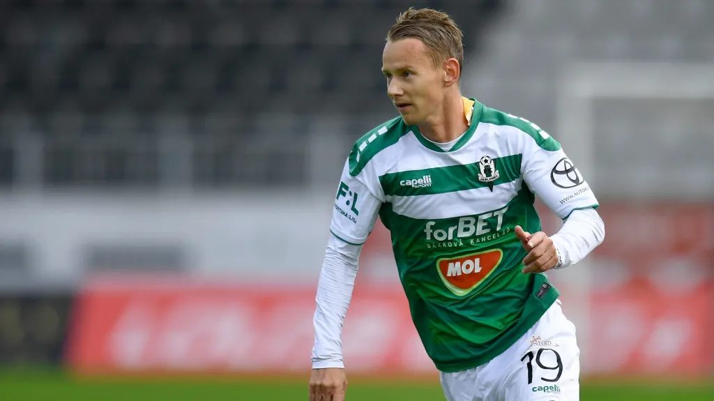 Jan Chramosta z Jablonce se  raduje z gólu v zápase s Brnem