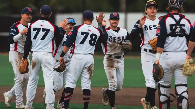 Čeští baseballisté oslavili na ME historický bronz