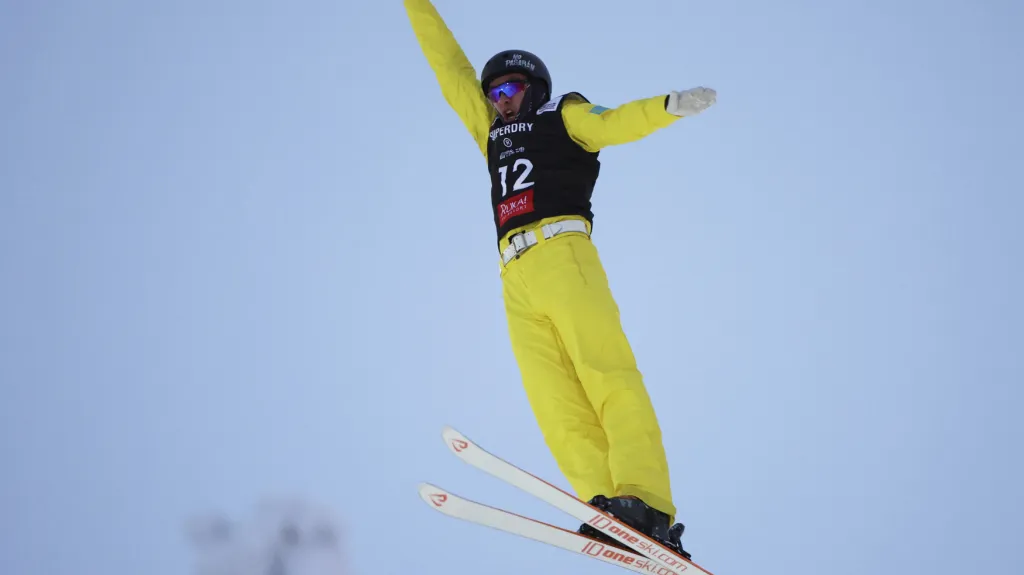 Akrobatické lyžování