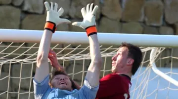 Pekhart v dresu Abena