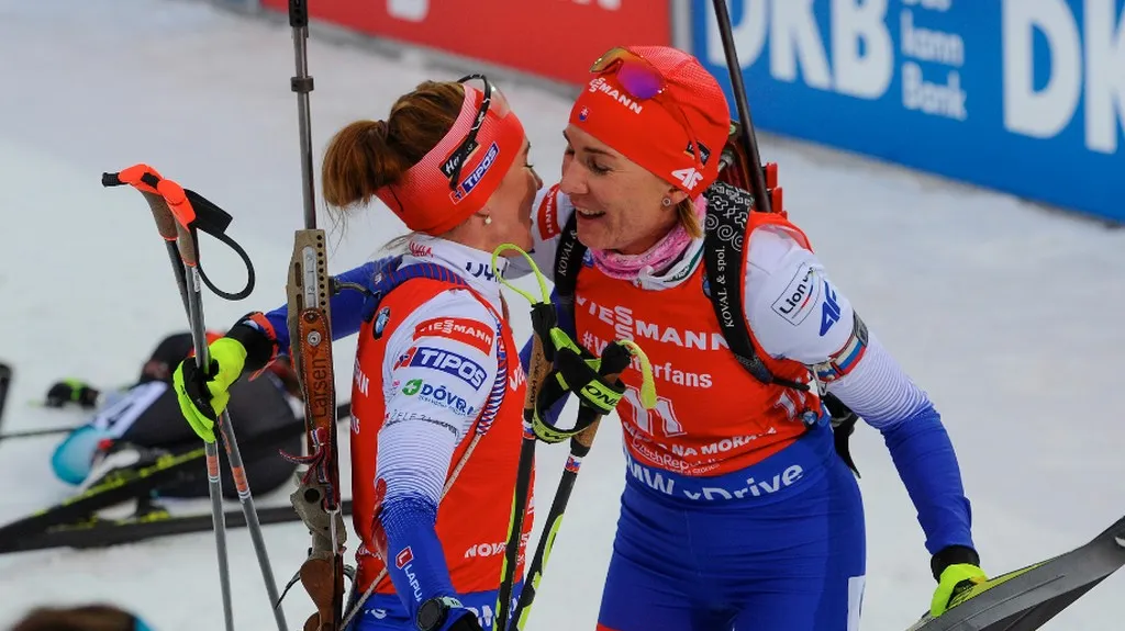 Paulína Fialková a Anastasia Kuzminová