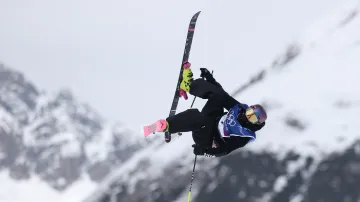 Zlatá jízda Mathilde Gremaudové ve slopestylu