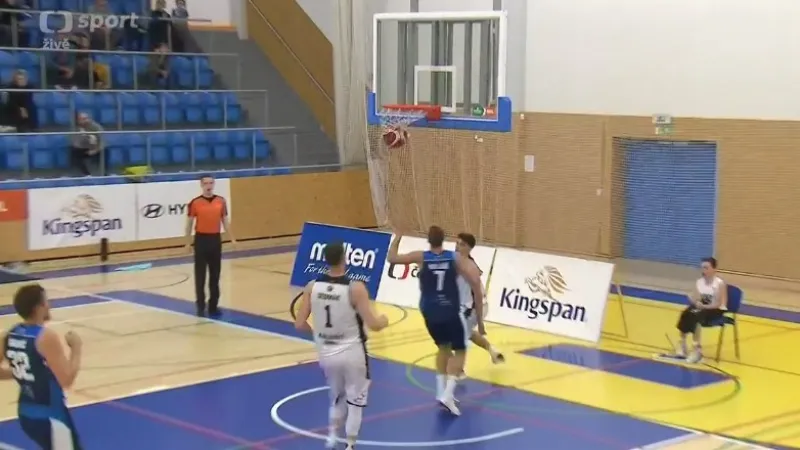 Sestřih a ohlasy utkání basketbalistů Hradec Králové - Kolín