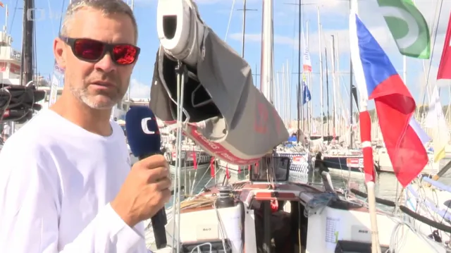 Exkluzivní pohled: Členové Hebe Sailing Teamu představují svou loď na ME v námořním jachtingu