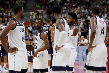 Zklamaní basketbalisté USA