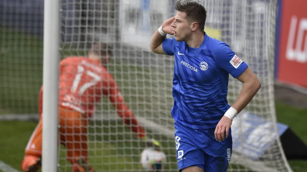 Imad Rondič z Liberce oslavuje gól v utkání proti Zlínu