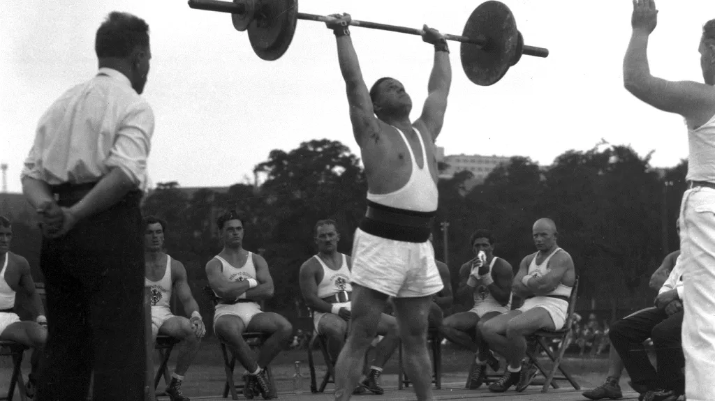 Vzpěrač Jaroslav Skobla