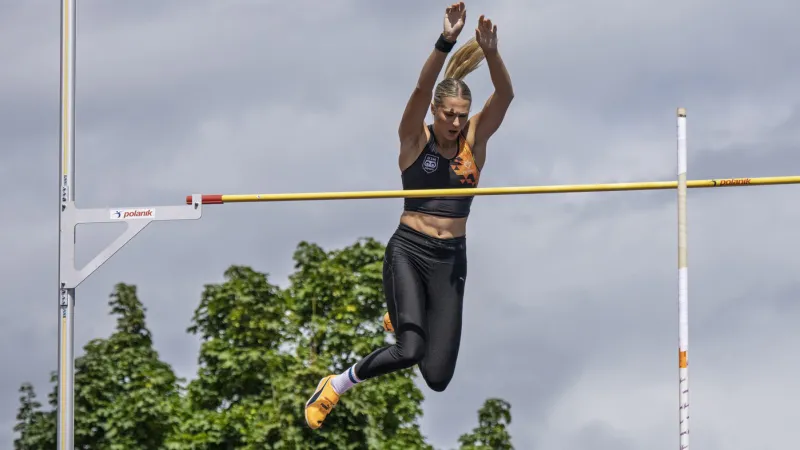 Soutěž tyčkařek na MČR a ohlas Amálie Švábíkové