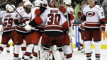 Radost hráčů Caroliny z postupu