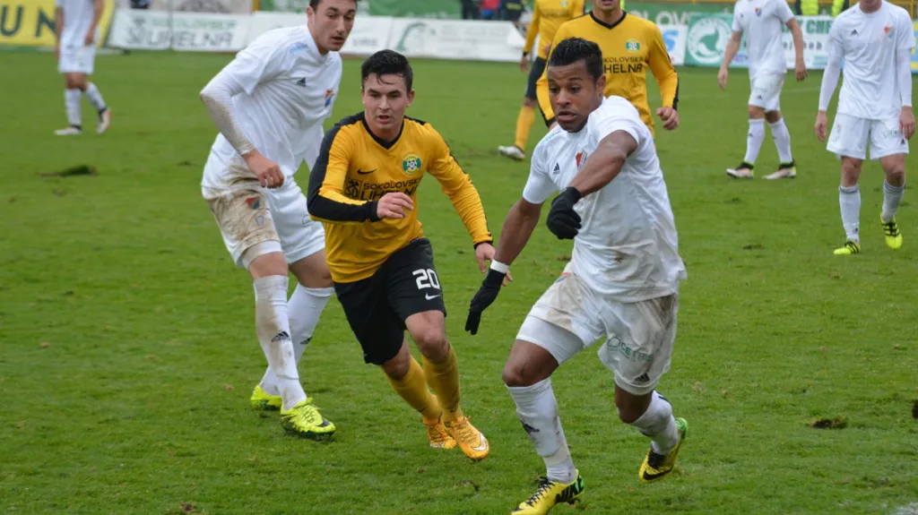 Momentka z utkání Baník Sokolov - Baník Ostrava