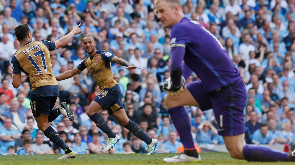 Radost hráčů Arsenalu a zklamání Joea Harta