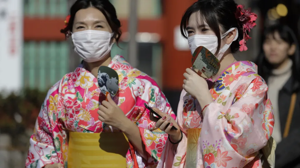 Japonští turisté v Tokiu