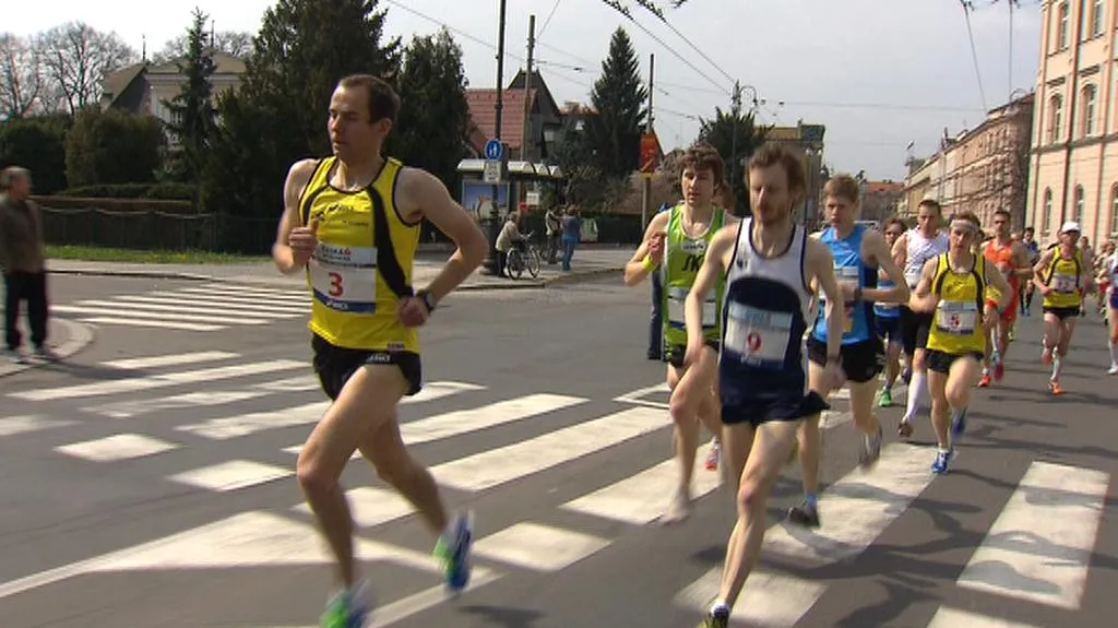 Mužský závod pardubického půlmaratonu