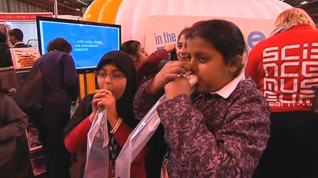 Děti na předolympijské výstavě