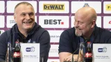 Kouč Patrik Augusta (vpravo) a jeho asistent Robert Reichel