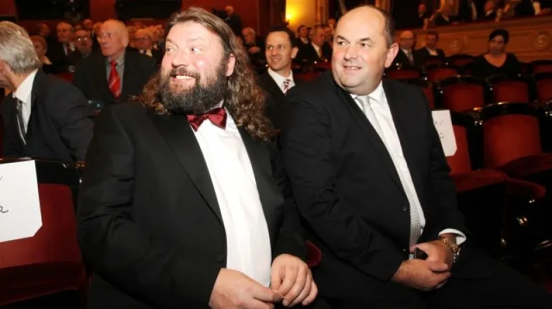 Majitel Slavie Aleš Řebíček a Miroslav Pelta