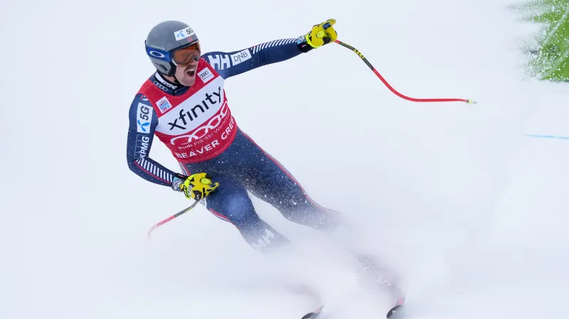 Aleksander Aamodt Kilde se raduje z vítězství