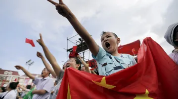 Vítězná euforie obyvatel Čang-ťia-kchou