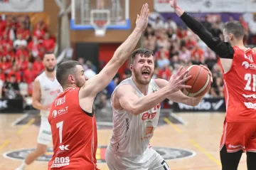 Pardubice po infarktové koncovce srovnaly finálovo