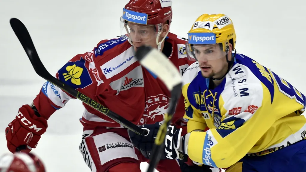 Petr Holík v utkání s Třincem