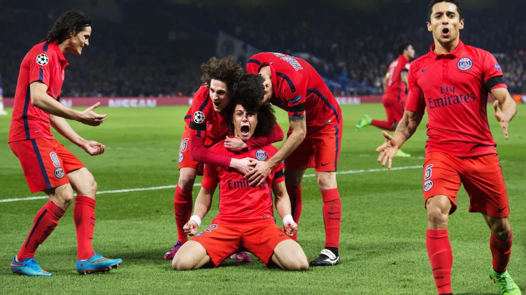 Slavící fotbalisté PSG