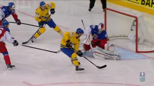 Zákrok Saláka proti Nyquistovi v utkání o bronz