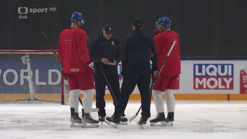 Hokejisté se ve čtvrtfinále pokusí ukončit neporazitelnost USA