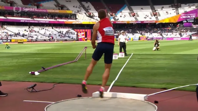 Helceletův nejdelší vrh koulí