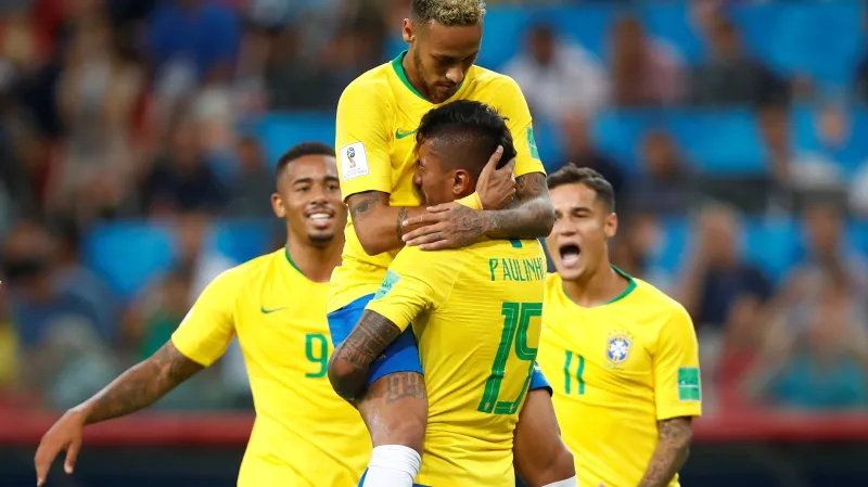 Slavící fotbalisté Brazílie