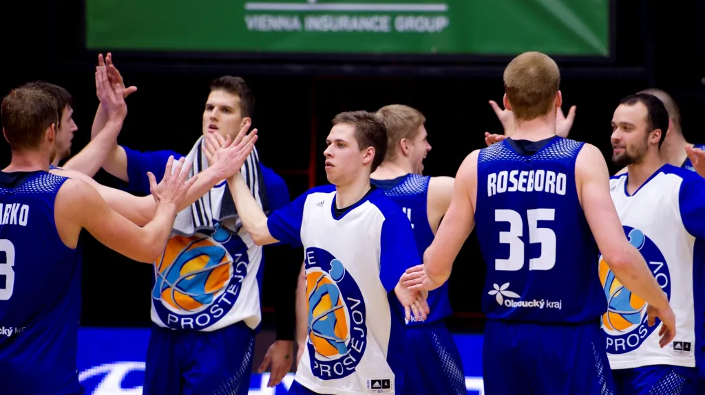 Radost basketbalistů Prostějova