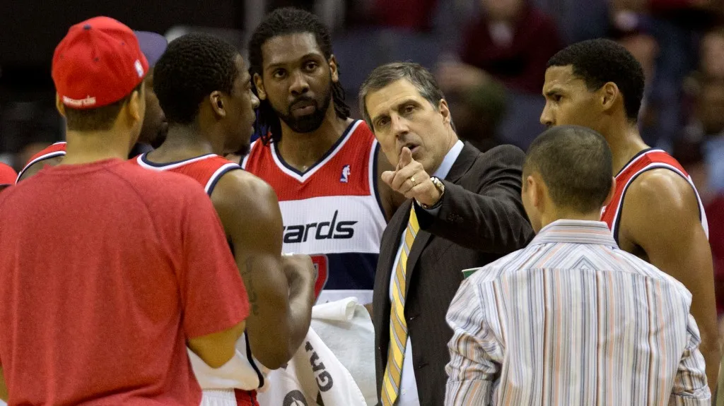 Kouč Randy Wittman s hráči Washingtonu