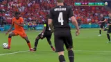 Gól v utkání Nizozemsko - Rakousko: Depay z pen. - 1:0 (11. min.)