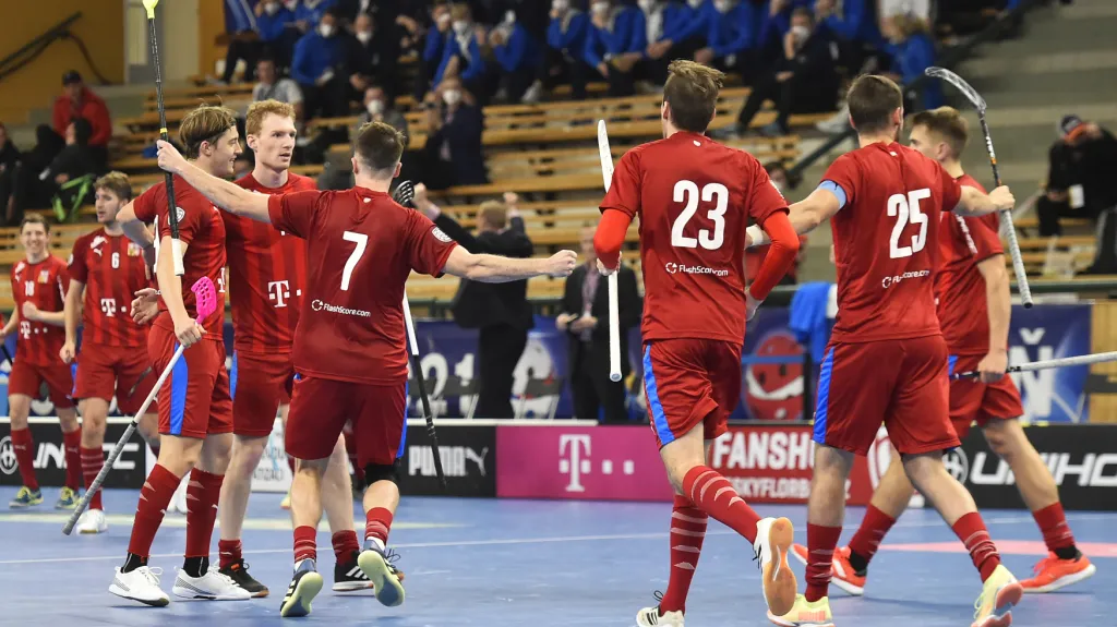 Čeští florbalisté proti Finsku