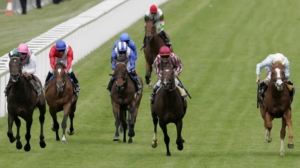 Oliver Peslier v čele závodu