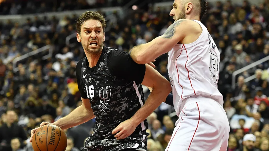 Utkání Washington - San Antonio