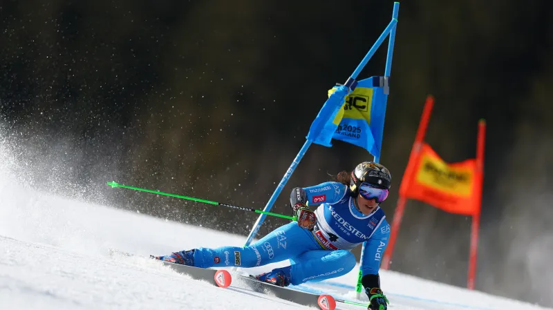 Jízda Federicy Brignoneové v 1. kole obřího slalomu