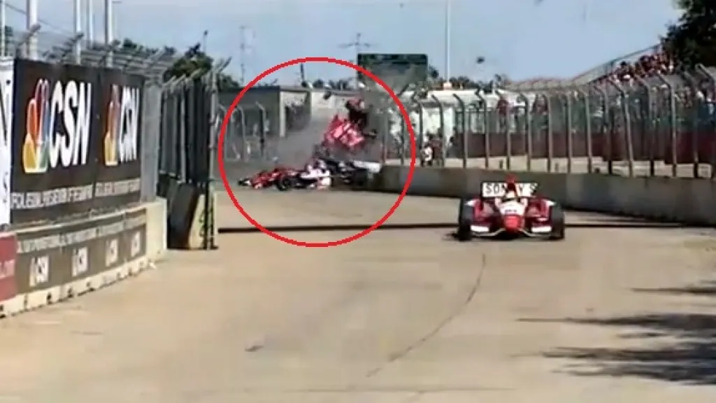 Kolize Daria Frachittiho a Takumy Satóa