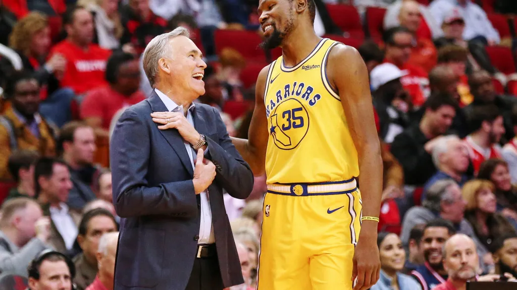 Kevin Durant (vpravo)